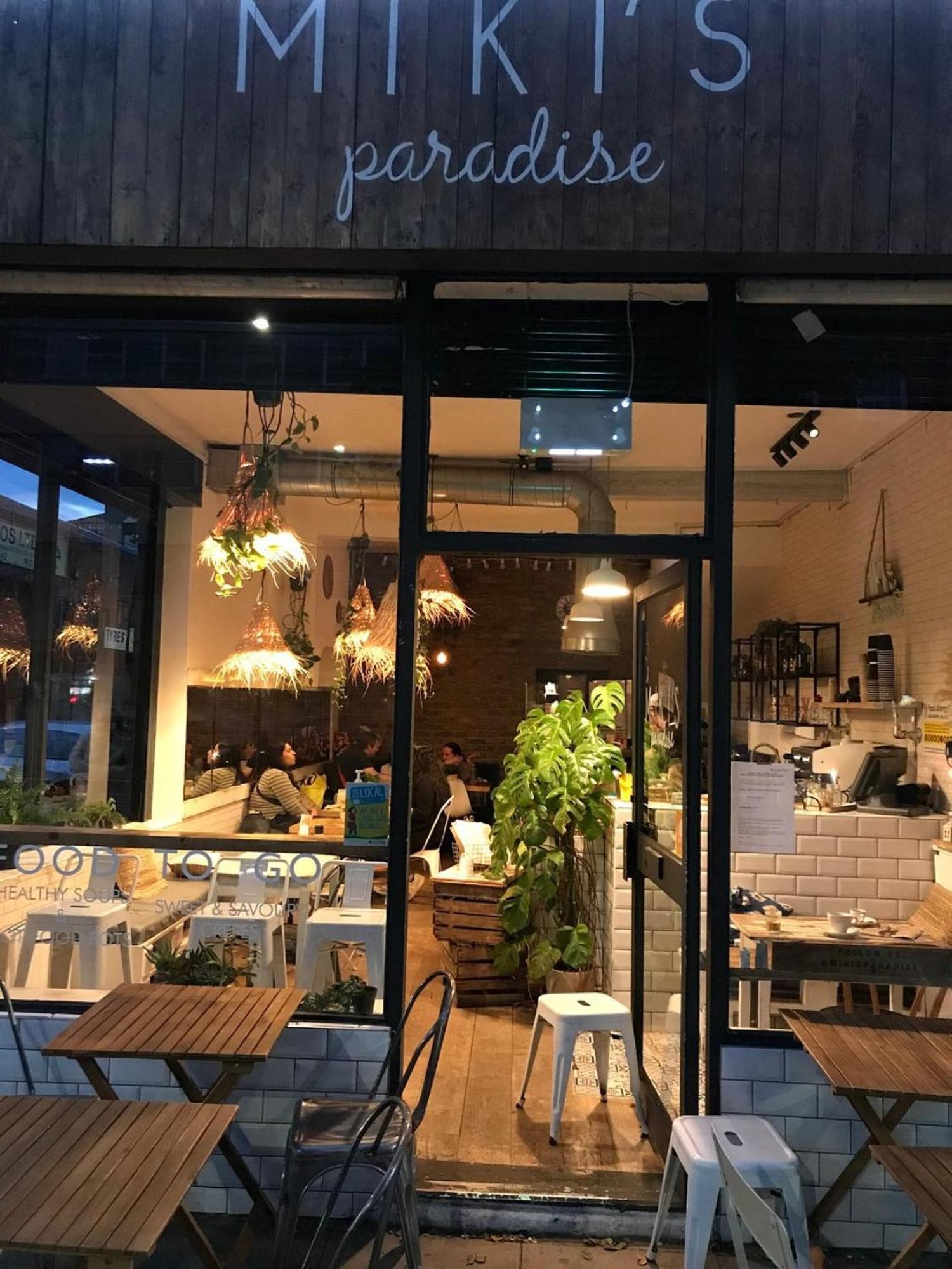 Chic & Trendy Designer With Full Kitchen * Londra